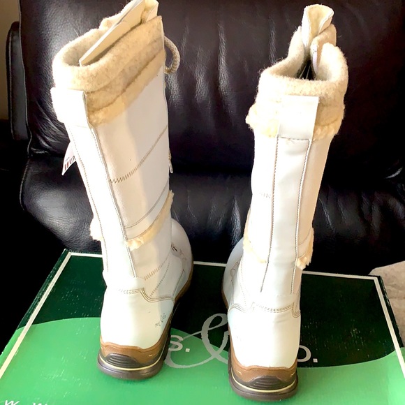 Brand New in Box White/Cream Tall winter Combat Boots - Picture 3 of 12
